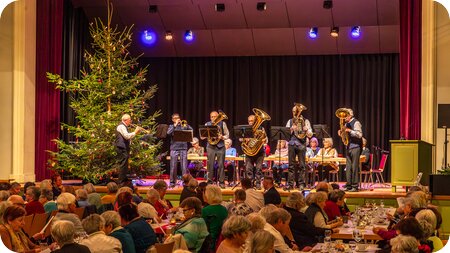 Stollen für die Seniorenweihnacht in Kaufbeuren